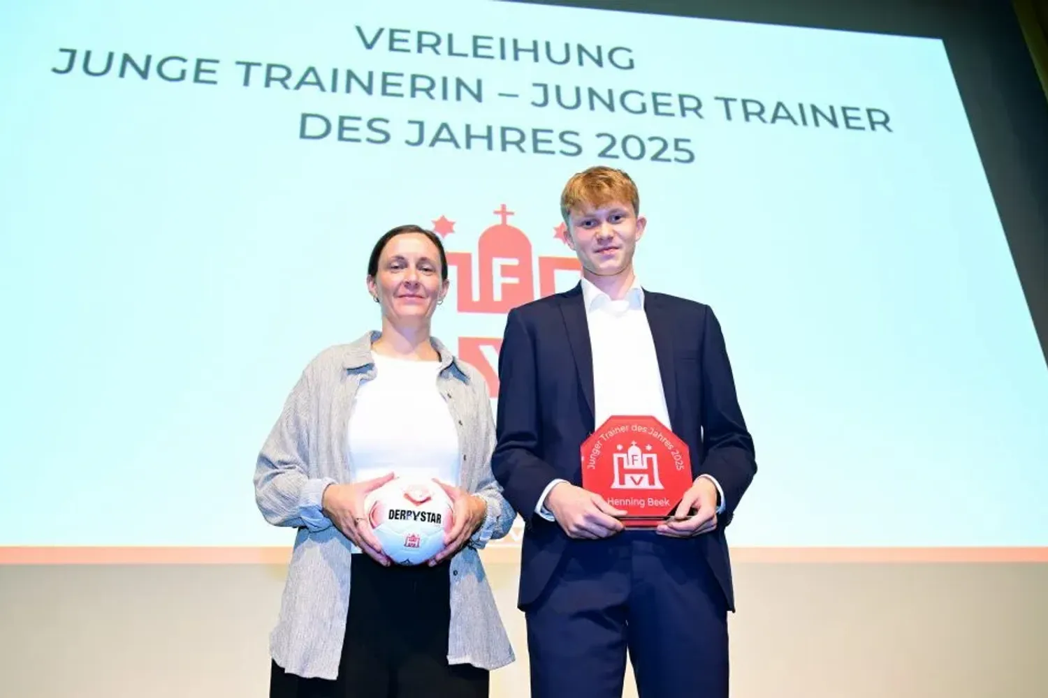Henning Beeck zum Jungen Trainer des Jahres gewählt