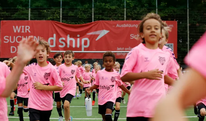 Vorläufige Termine der Fußballschule für 2026 veröffentlicht