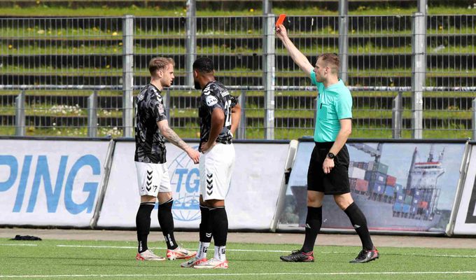 Frustrierende Niederlage | Teutonia 05 - Phönix Lübeck