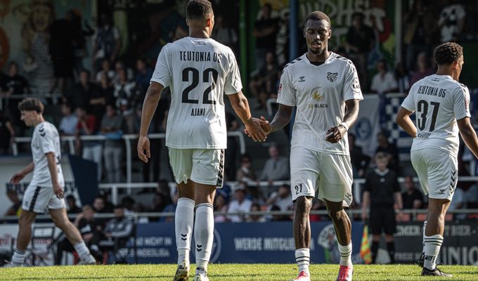 Punktgewinn am Panzenberg | Bremer SV - Teutonia 05